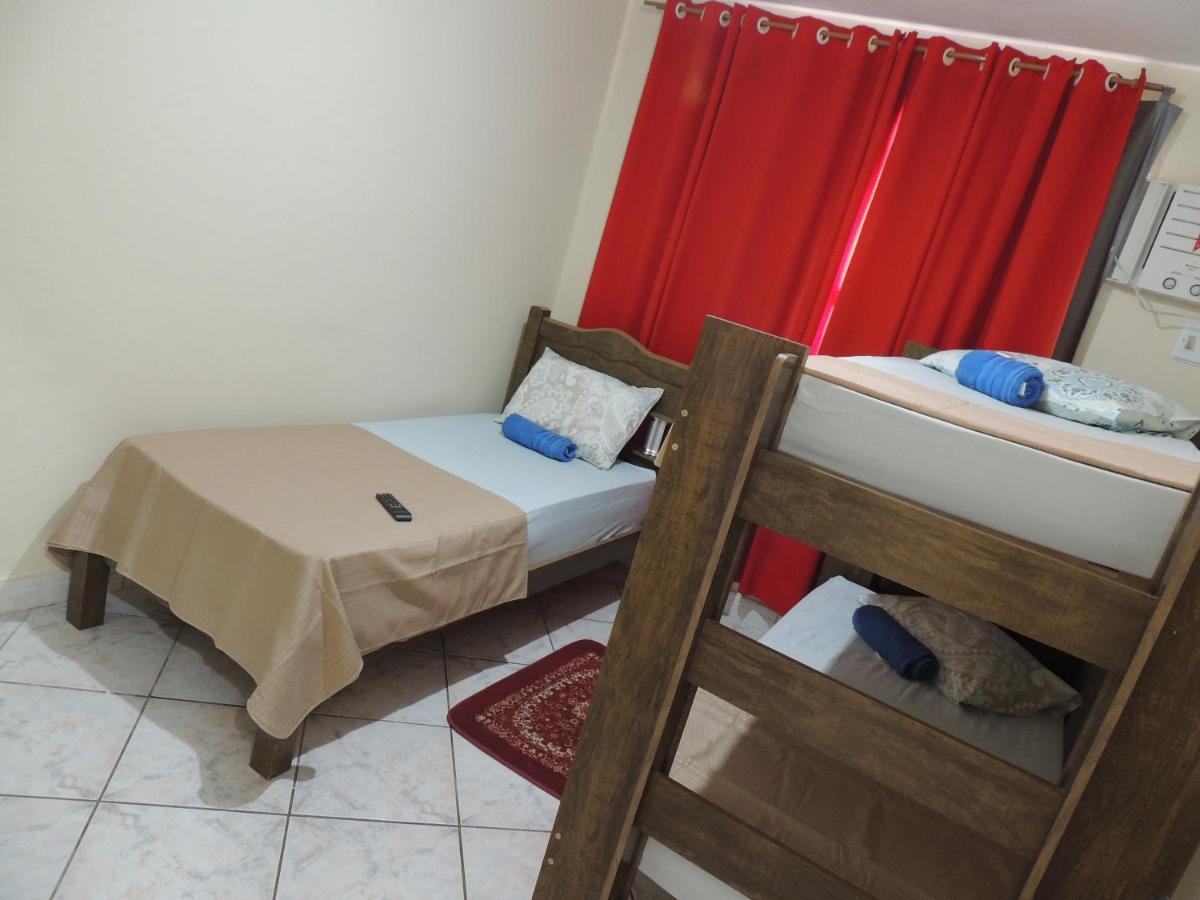 Quartos Em Casa In Caxias Da Paraiso Duque de Caxias Eksteriør bilde