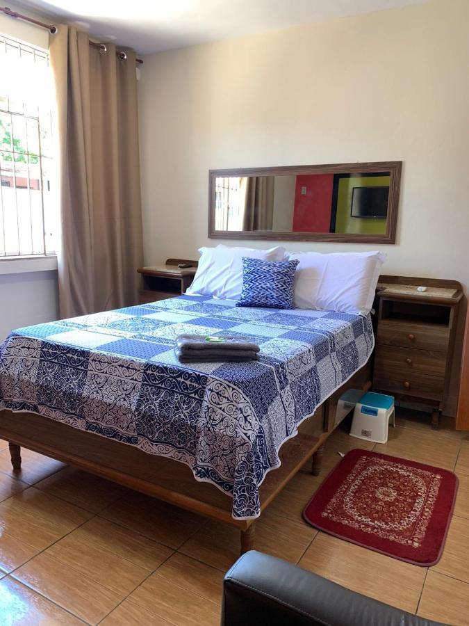 Quartos Em Casa In Caxias Da Paraiso Duque de Caxias Eksteriør bilde