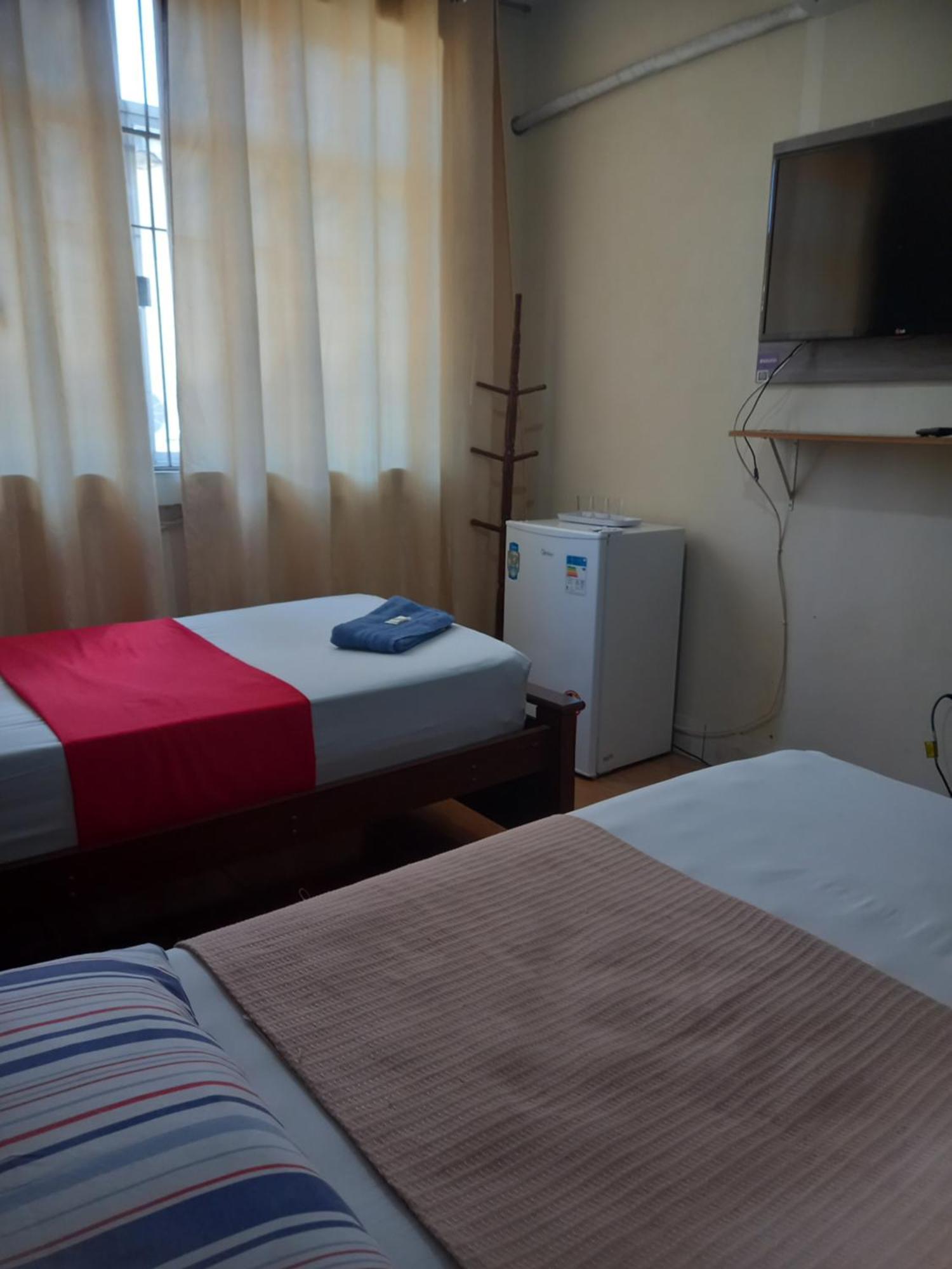 Quartos Em Casa In Caxias Da Paraiso Duque de Caxias Eksteriør bilde