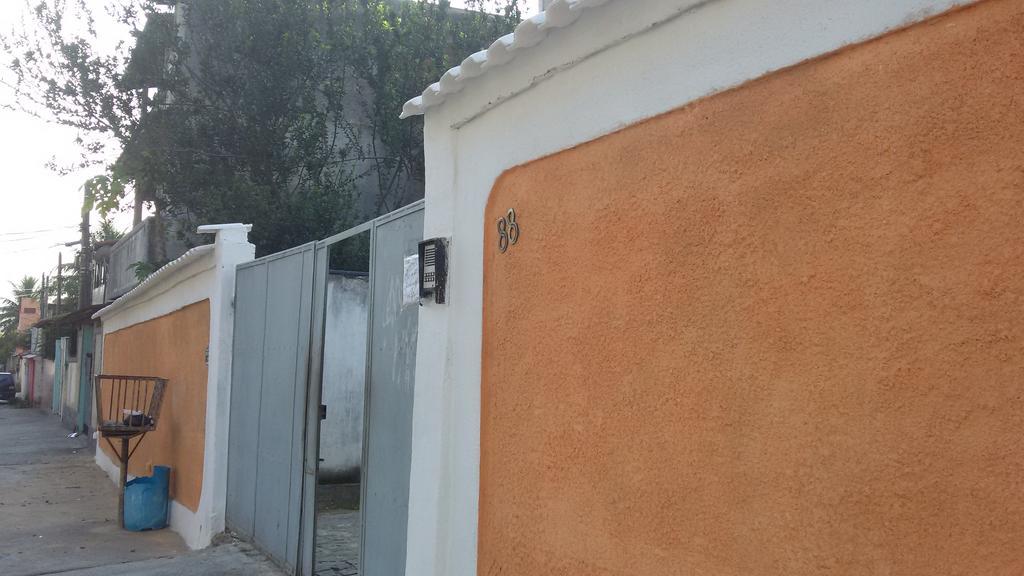 Quartos Em Casa In Caxias Da Paraiso Duque de Caxias Eksteriør bilde