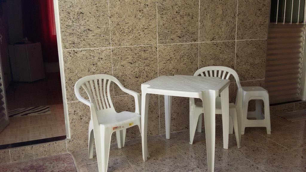 Quartos Em Casa In Caxias Da Paraiso Duque de Caxias Eksteriør bilde